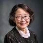 儿童教育学者陈美华教授头像，慈祥睿智，大学教授气质，小宝寻花教育顾问